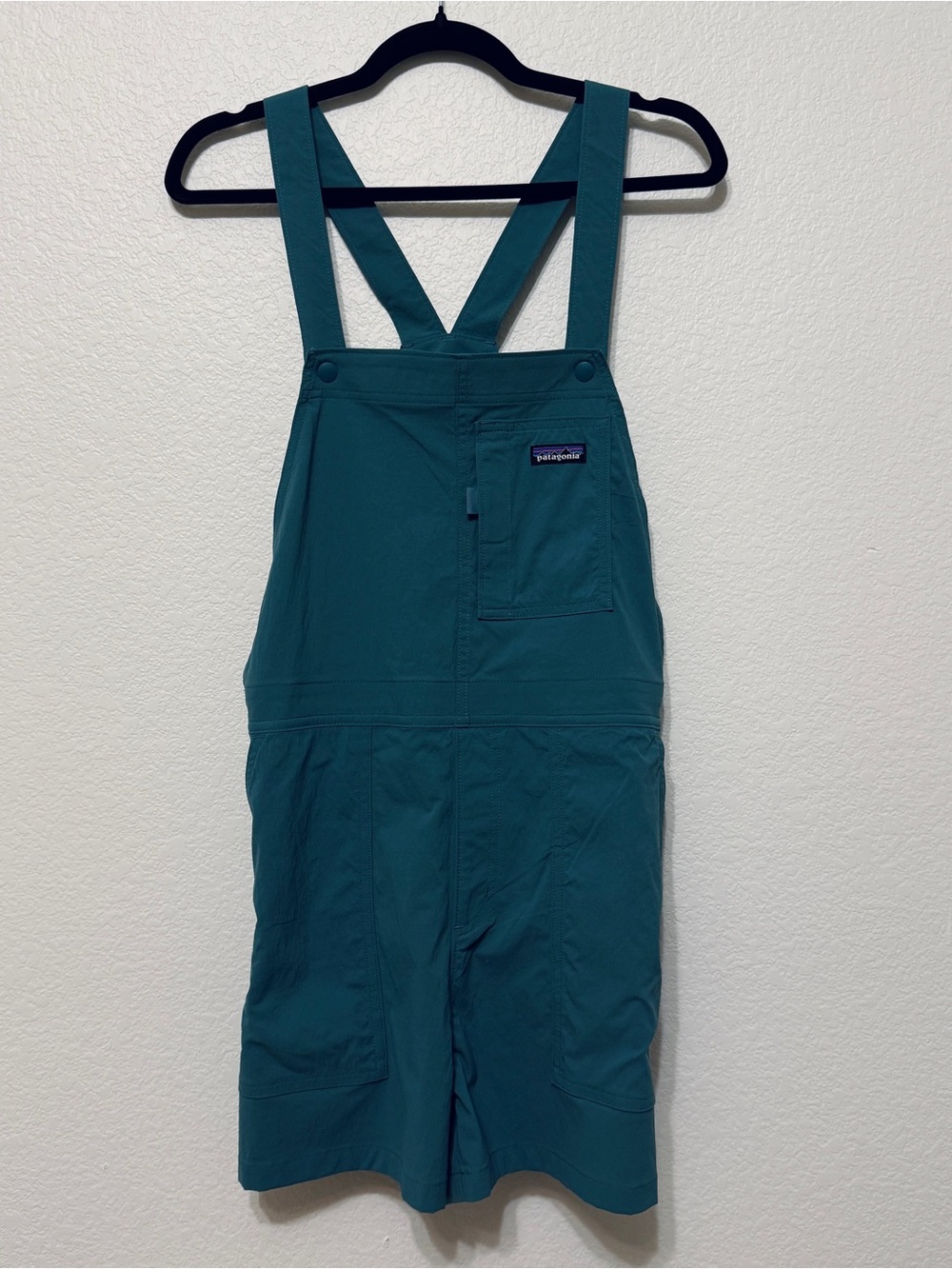 🦋 Patagonia| Like-New Women’s Outdoor Everyday Overalls Shorts Teal Blue Size S